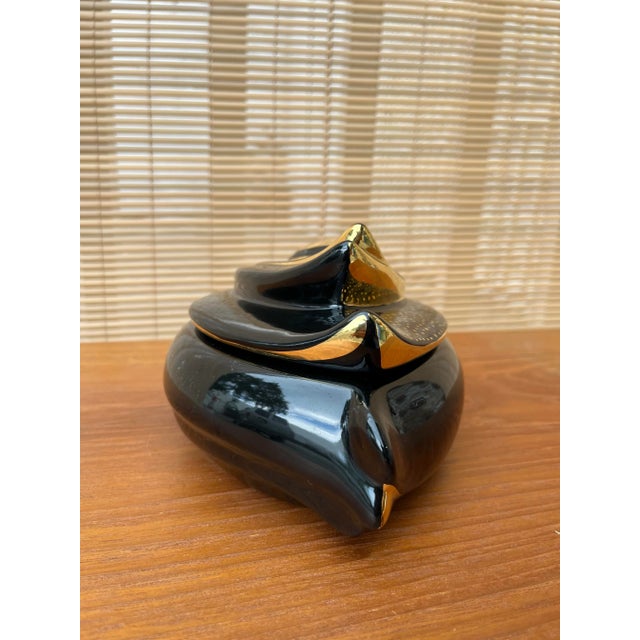 Mid-Century Modern Vintage Italian Hand Painted Ceramic Vanity Box Signed by the Artist. For Sale - Image 3 of 13