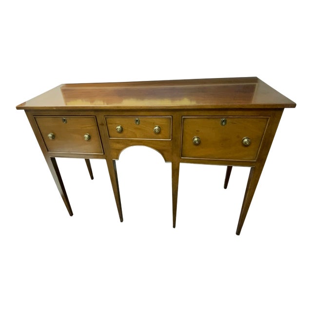 Circa 1970’s Colonial Williamsburg Reproduction Huntboard, by Kittinger For Sale