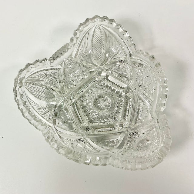 Late 1800s Antique Boho Chic Hollywood Regency American Brilliant Cut Heart Serving Dish. For Sale - Image 6 of 7