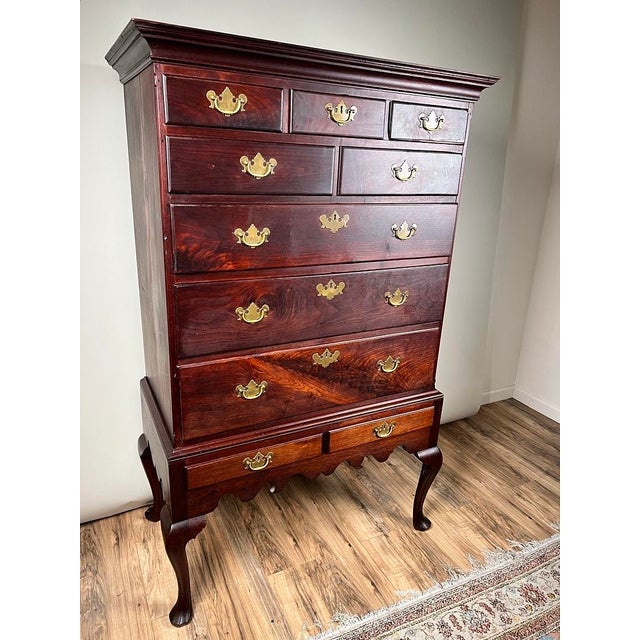 Queen Anne Antique Queen Anne Walnut Chest on Frame With Drake Feet Probably Irish C. Late 18th Century For Sale - Image 3 of 9