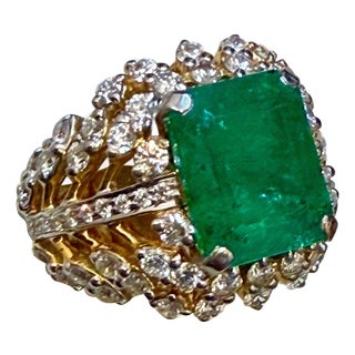 Natural 4.2 Ct Emerald Cut Emerald & Diamond Ring 18 Karat Yellow Gold For Sale