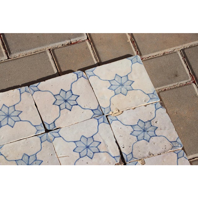 Antique 18th Century Set of 46 Portuguese Tiles Rare Floral Baroque Pattern For Sale - Image 11 of 18