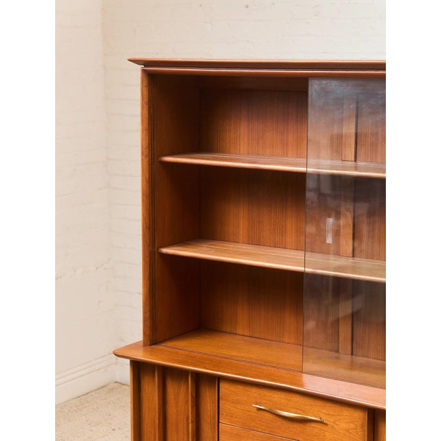 Styled After Mid 20th Century Kent Coffey Foreteller Mid-Century Modern Walnut China Cabinet For Sale - Image 11 of 12