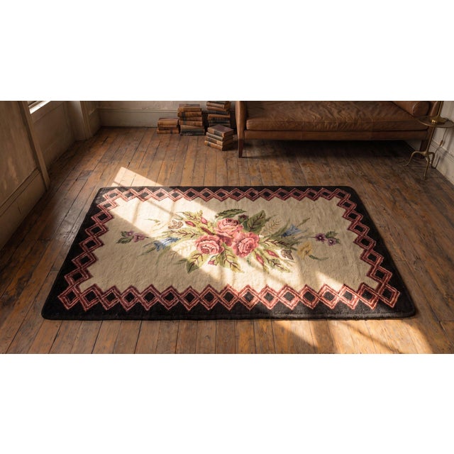 Textile 1920s Ivory Roses Folk Art Antique American Hooked Rug 2' 6" X 4' 7" Handknotted Wool Carpet For Sale - Image 7 of 7