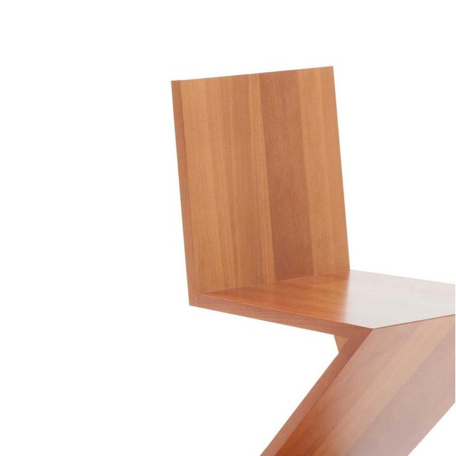 Mid-Century Modern Zig Zag Chair in Wood from Gerrit Thomas Rietveld For Sale - Image 6 of 16
