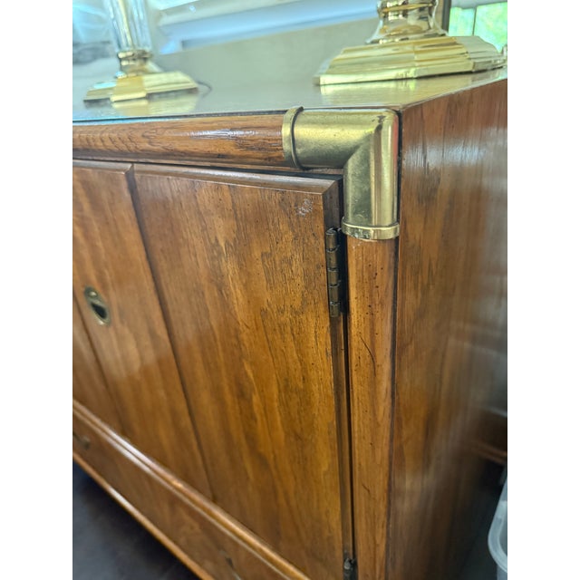 1970s 1970s Vintage Drexel Heritage 'Accolade' Campaign Commode Chest & Matching Mirror Set - 2 Pieces For Sale - Image 5 of 9