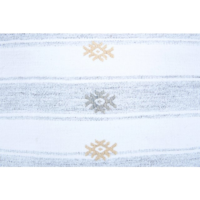 Textile Vintage Turkish Oushak Handmade Wool Cotton White Kilim Area Rug For Sale - Image 7 of 11