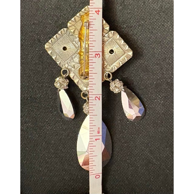 Mid 20th Century Art Deco-Style Rhinestone Rhombus Statement Brooch Pin With a Silver-Tone Finish For Sale - Image 9 of 10