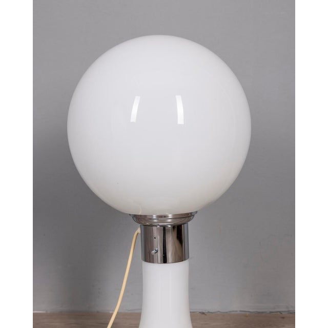 Silver Vintage Italian Table Lamp in White Glass, 1970s For Sale - Image 8 of 12