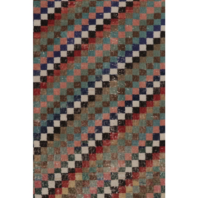 Traditional Vintage Distressed Rug With Muted Geometric Diamond Mosaic - Rug & Kilim For Sale - Image 3 of 9