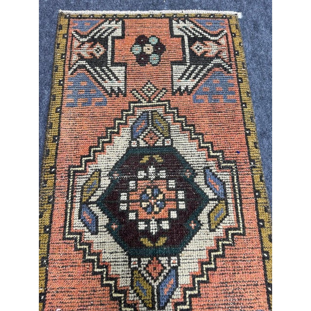 Turkish Yastik Rug 1'6" x 3'3" For Sale - Image 4 of 5