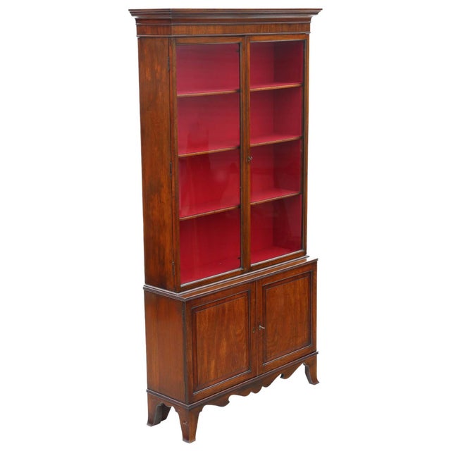 Very Large Antique Georgian Mahogany Bookcase - High-Quality 19th Century Display Cabinet. This bookcase exudes lovely...