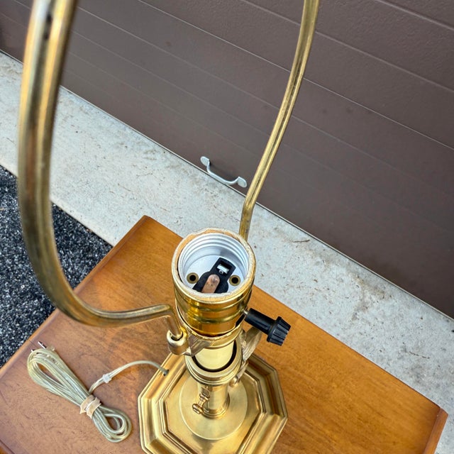 Vintage Homestead Shoppe of Indiana Brass Candlestick Lamp With Scrolled Brass Handle For Sale - Image 9 of 11