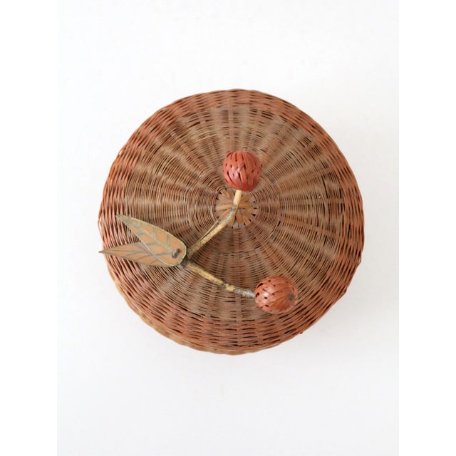 Vintage Chinese Lidded Basket With Swing Berry Finial For Sale - Image 6 of 14