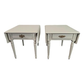 Vintage Ethan Allen American Traditional Drop-Leaf Side Tables – Pair For Sale