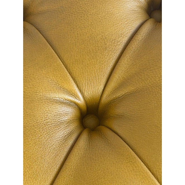 French Chesterfield Tufted Bench in Caramel Leather For Sale - Image 16 of 16
