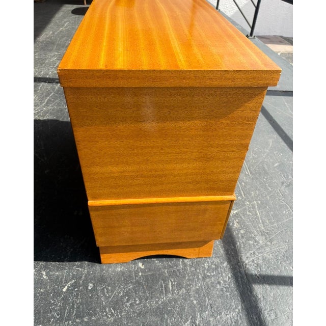 Mid Century Roos Sweetheart Cedar Chest For Sale - Image 12 of 14