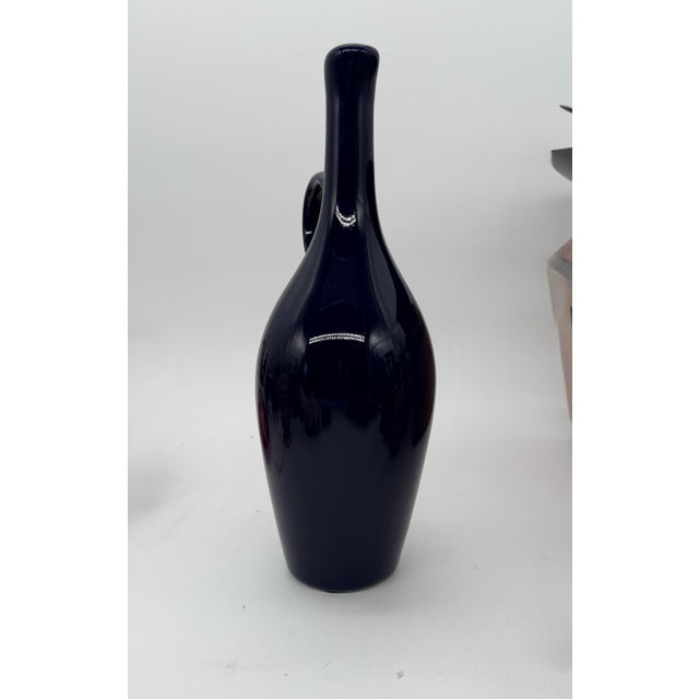 Art Deco Royal Haeger Deep Blue Jug Vase For Sale - Image 3 of 4