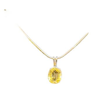 GIA Certified 5.56 Ct Natural Ceylon Yellow Sapphire Pendant Necklace white Gold For Sale