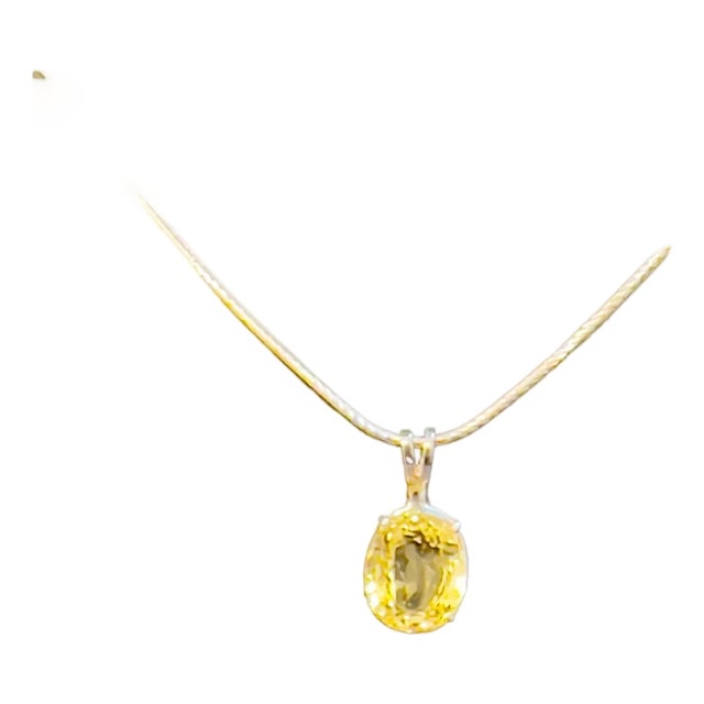 GIA Certified 5.56 Ct Natural Ceylon Yellow Sapphire Pendant Necklace white Gold For Sale