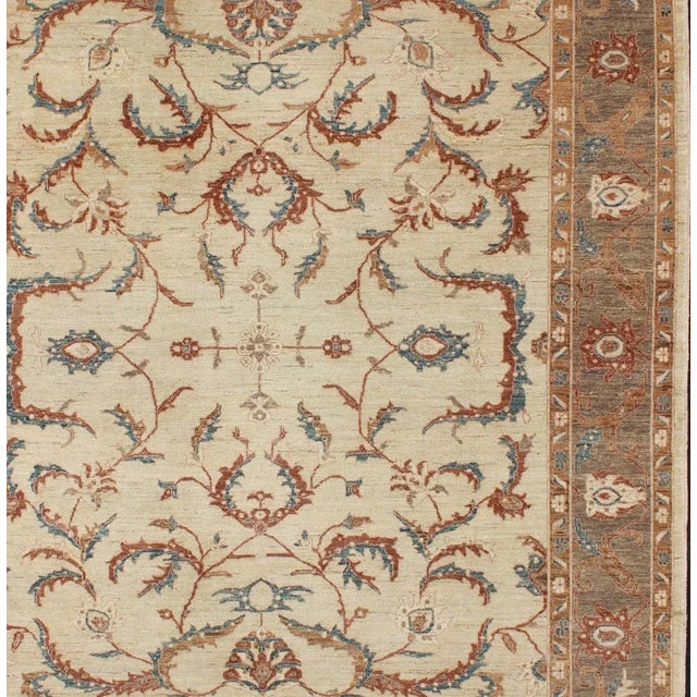 Tabriz design from Afghanistan with all-over floral design in taupe and cream. Keivan Woven Arts / rug DSP-BC11593,...