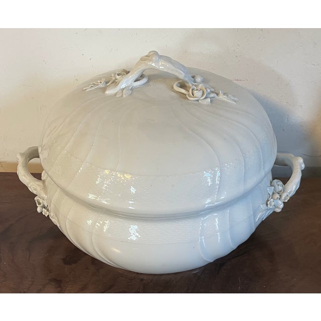 Antique 19th Century German KPM Berlin Porcelain Rococo Blanc De Chine Soup Tureen For Sale - Image 9 of 18