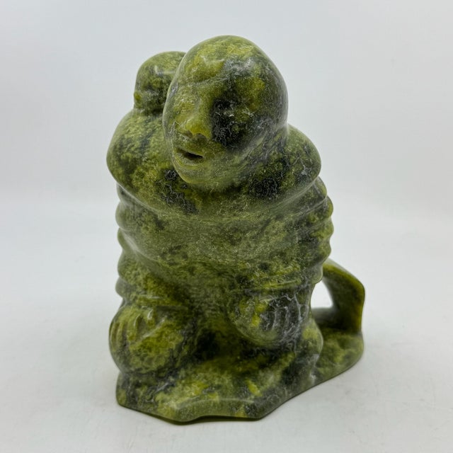 2000 - 2009 Vintage Hand Carved Signed Inuit Serpentine Sculpture of Mother & Child by Pitsulak Pinquatuk For Sale - Image 5 of 9