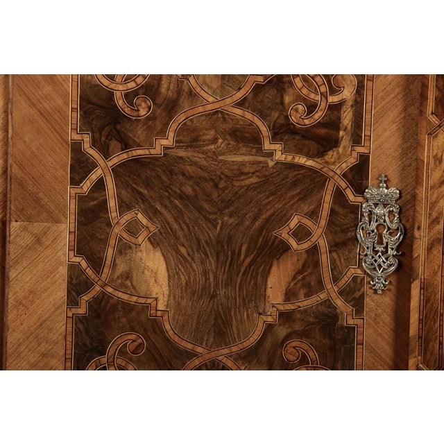 Small Antique Baroque Cabinet in Walnut, 1750 For Sale - Image 15 of 18