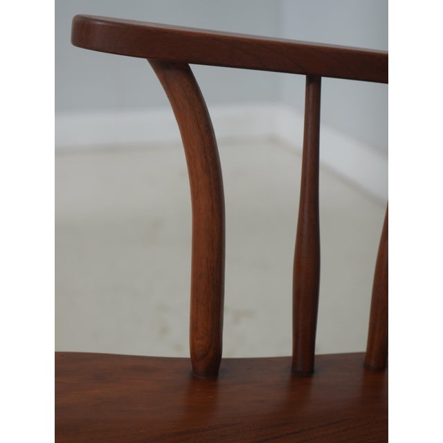 Wood Set of 6 Solid Cherry Brace Back Windsor Chairs For Sale - Image 7 of 18