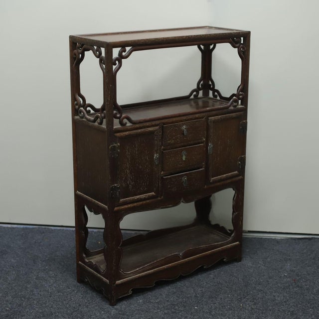 Mid 20th Century Vintage Chinese Hardwood Two-Tier Display Cabinet (Curio) With Drawers - 76cm For Sale - Image 5 of 9