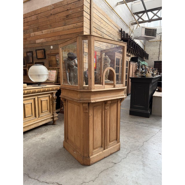 Early 20th Century Reception Desk For Sale - Image 17 of 17
