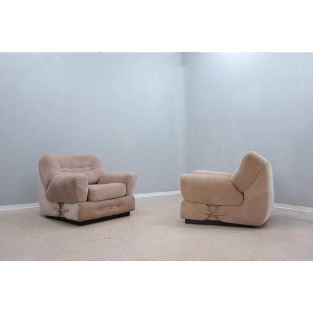 Beige Set of Vintage Velvet Armchairs by Guido Faleschini, 1970s For Sale - Image 8 of 9
