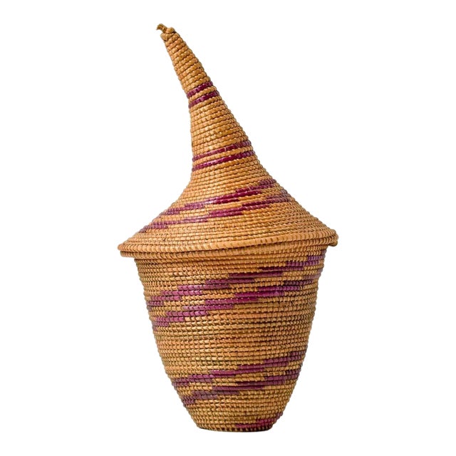 Early 20th Century Tutsi Basket with Lid Rwanda For Sale