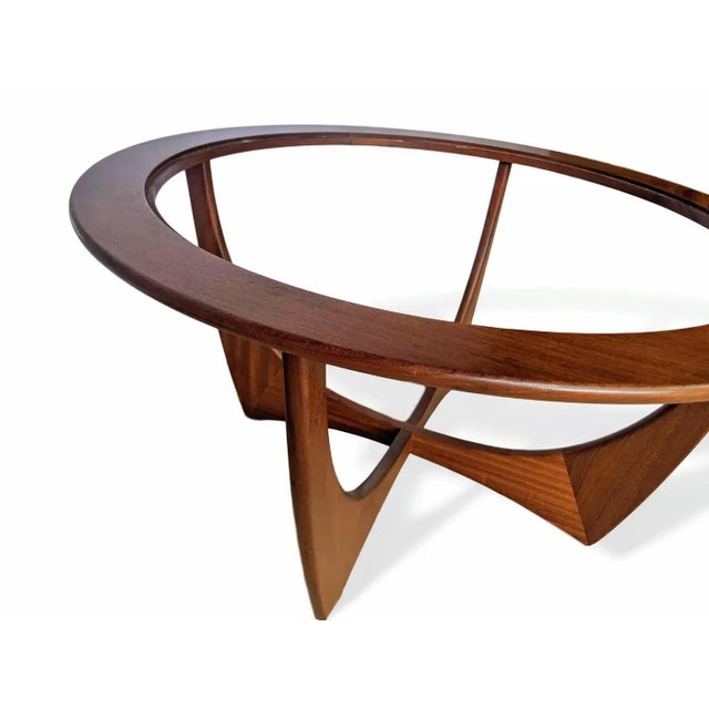 Victor Wilkins Mid-Century Modern "Astro" Coffee Table by G-Plan, English, Ca. 1960 For Sale - Image 4 of 4