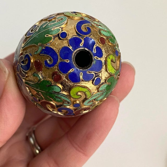 Vintage Petite Cloisonné Egg With Stand Floral Gold Enamel Chinoiserie For Sale - Image 6 of 9