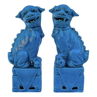 Chinese Foo Dog Guardian Lion Figurines in Glazed Ceramic, 1950s, Set of 2 For Sale