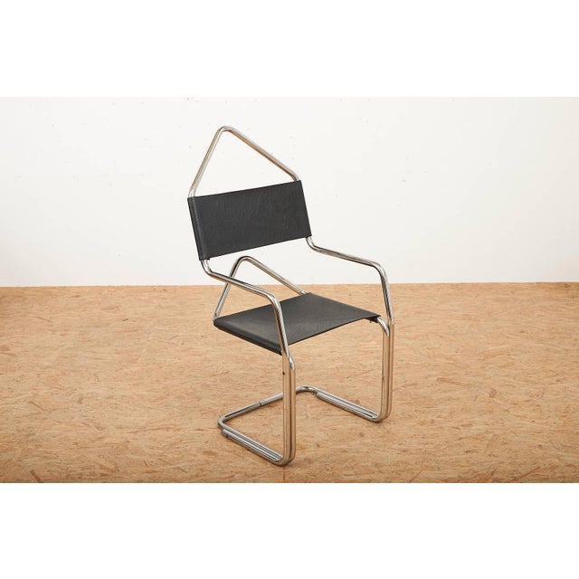 Modern Type 22 the Clamp Cantilever Chair with Chrome-Plated Tubular Steel and Black Leather from Ulysses Müller, 1989 For Sale - Image 3 of 15