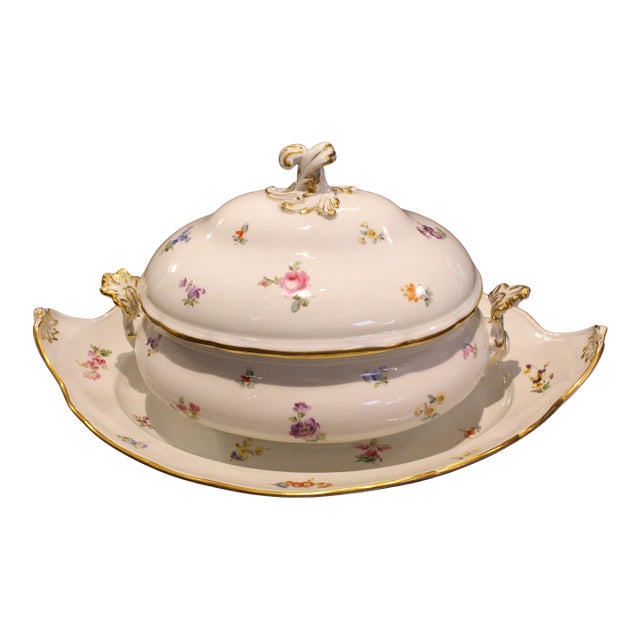 Grand Meissen Covered Soup Tureen & Undertray For Sale