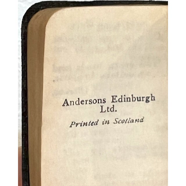 40 Antique Miniature Books - The Complete Works of William Shakespeare in a Miniature Bookcase (Plays, Works & Sonnets) For Sale - Image 10 of 11