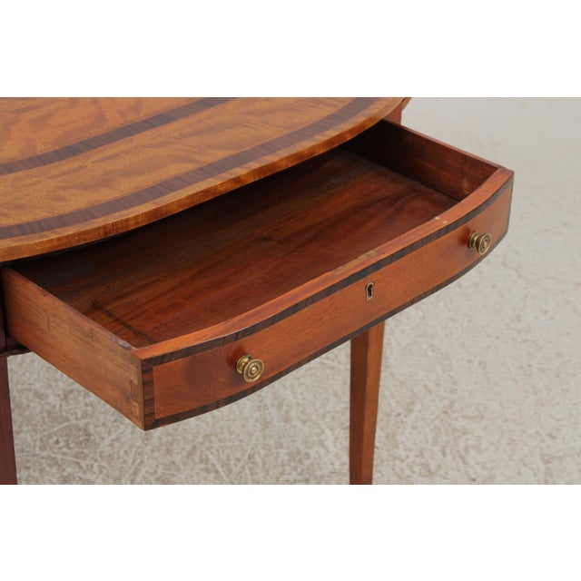 Vintage English Satinwood Inlaid Pembroke Table For Sale In Philadelphia - Image 6 of 17