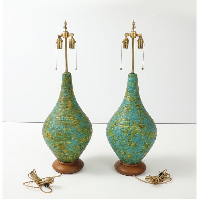 Bitossi 1960's Italian Lava Glaze Large Table Lamps - A Pair For Sale - Image 4 of 12