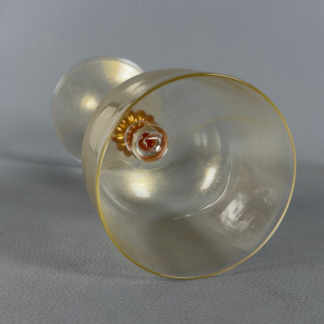 Submerged Gilded Sacred Chalice and Saucer in Murano Glass from Seguso Vetri D'Arte, 1970s, Set of 2 For Sale - Image 6 of 14