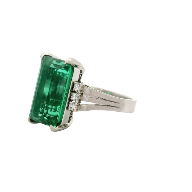 7.46 Carat Green Tourmaline Diamond Platinum Ring, Size 6.75 For Sale - Image 4 of 6