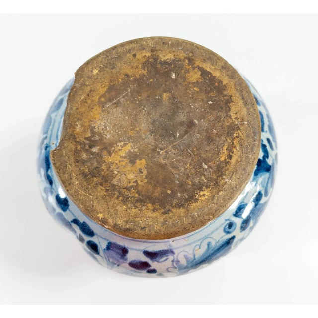 17th Century Italian Blue and White Majolica Maiolica Faience Albarello Drug Jar For Sale - Image 10 of 12