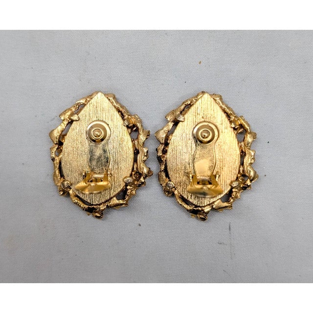 Vintage 1973 Signed Napier Modernist Coral Clip Earrings-2 Pieces For Sale In Philadelphia - Image 6 of 8