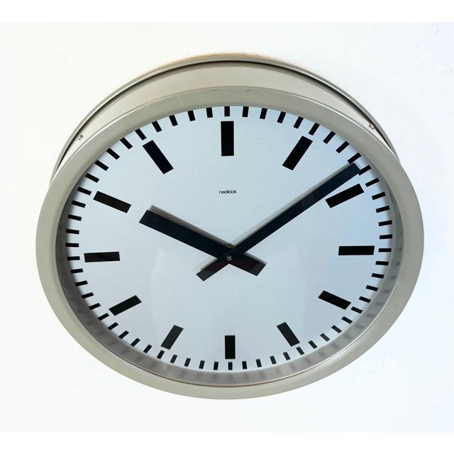 Industrial Grey Station Wall Clock from Nedklok, 1960s For Sale - Image 4 of 18
