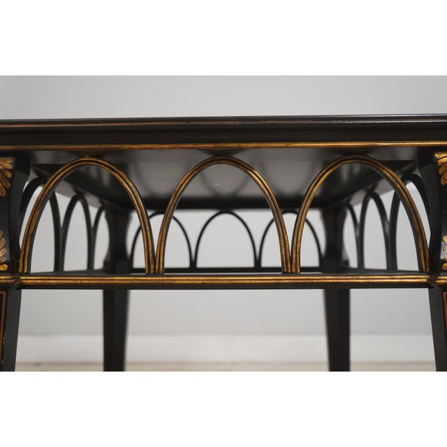 Chinoiserie Gold & Black Lacquer Occasional Lamp Table For Sale In Philadelphia - Image 6 of 13
