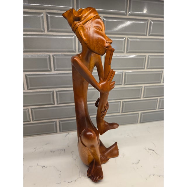 Art Deco Signed Mid-Century Balinese Modernist Flute Player – Signed Masterwork by I Subrata For Sale - Image 3 of 12