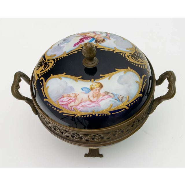 Traditional Antique French Porcelain Potpourri from Sevres, 1880s For Sale - Image 3 of 18