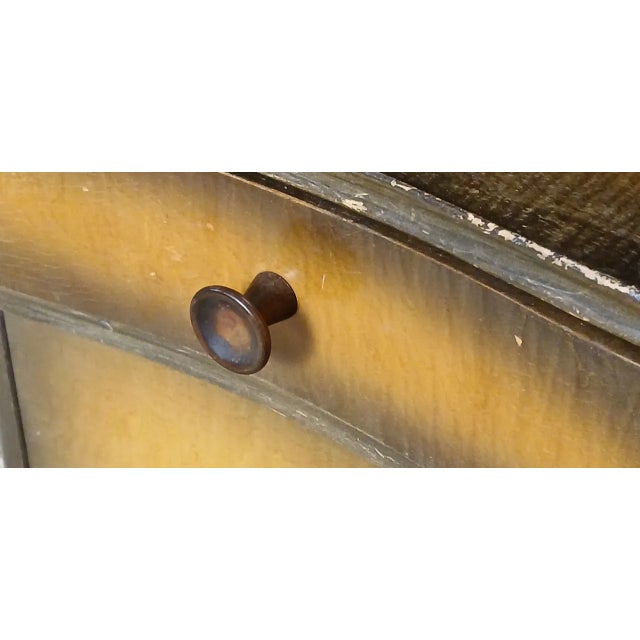 Art Deco 1930s Pair of Art Deco Nightstands For Sale - Image 3 of 13